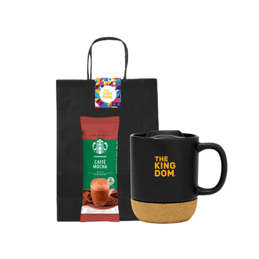 Taza cerámica y café